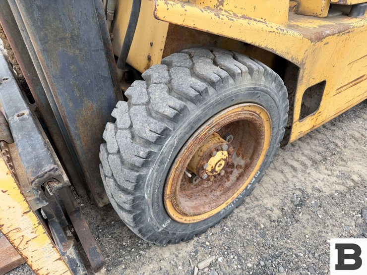 hyster-50-forklift-image-15