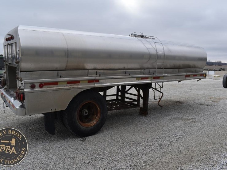 1975-tanker-trailers-43258-image-9