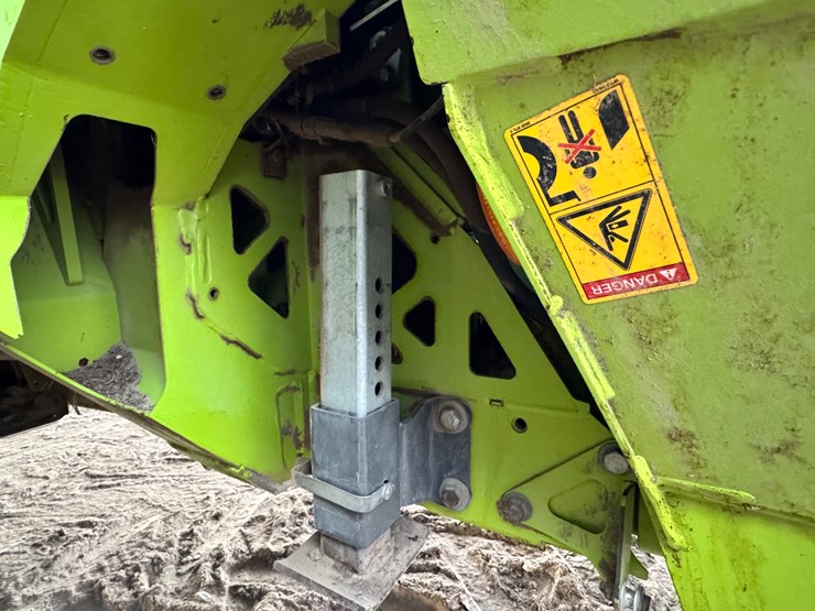 claas-orbis-750-image-22