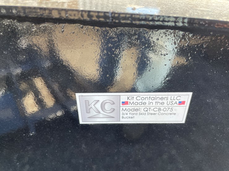 #3028-•-skid-steer-concrete-bucket-image-7