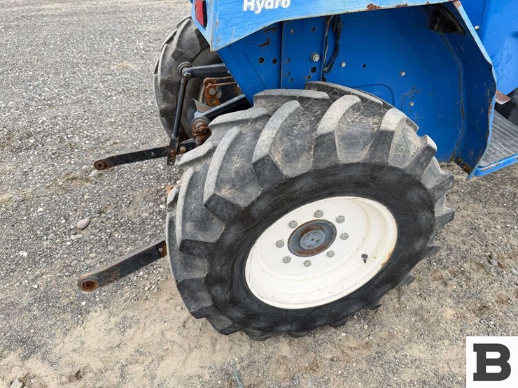 new-holland-t1520-image-27