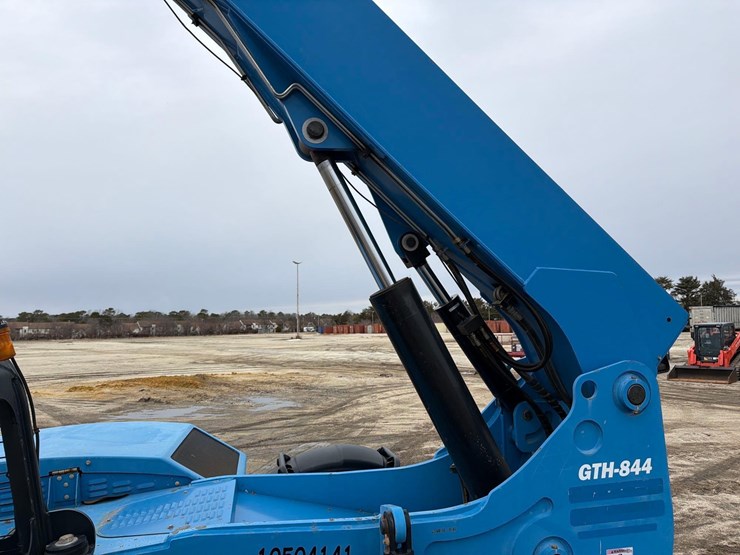 2016-genie-gth844-image-8