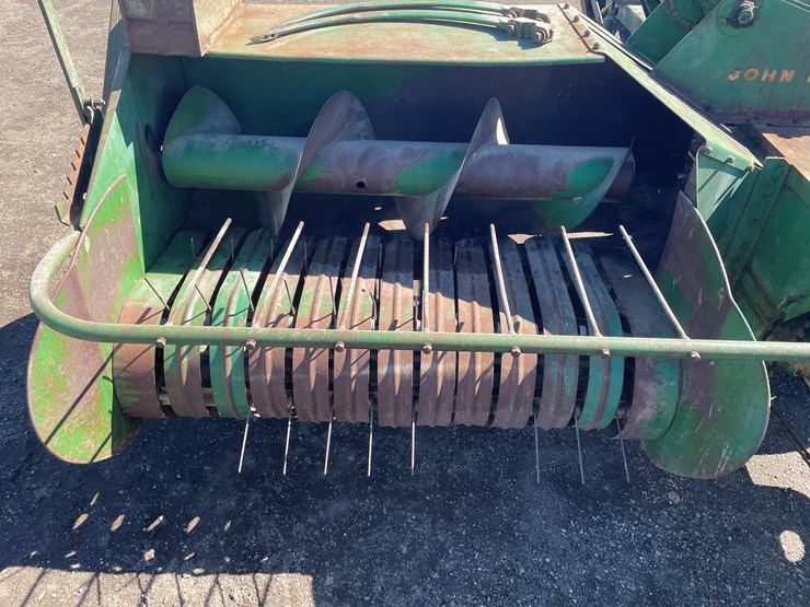 john-deere-14t-image-11