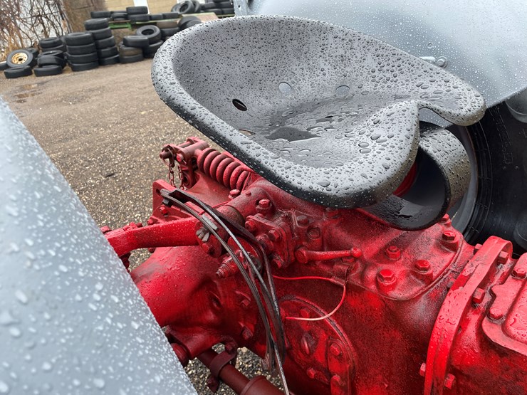 2018-ford-8n-image-16