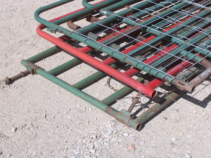 #2096-•-assortment-of-gates-image-7
