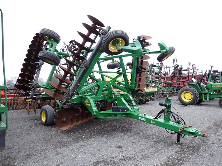 2015-john-deere-2625-image-2