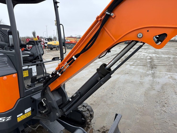 develon-dx35z-7-image-12