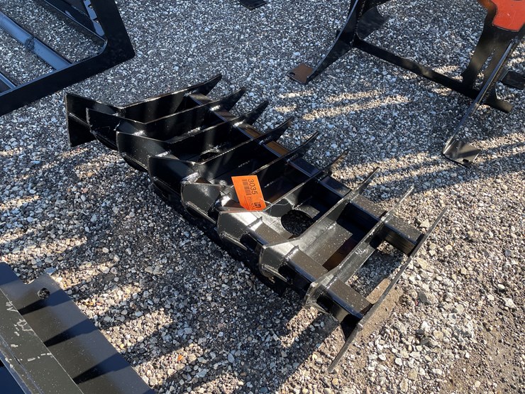 #3035-•-mini-skid-steer-root-rake-image-1