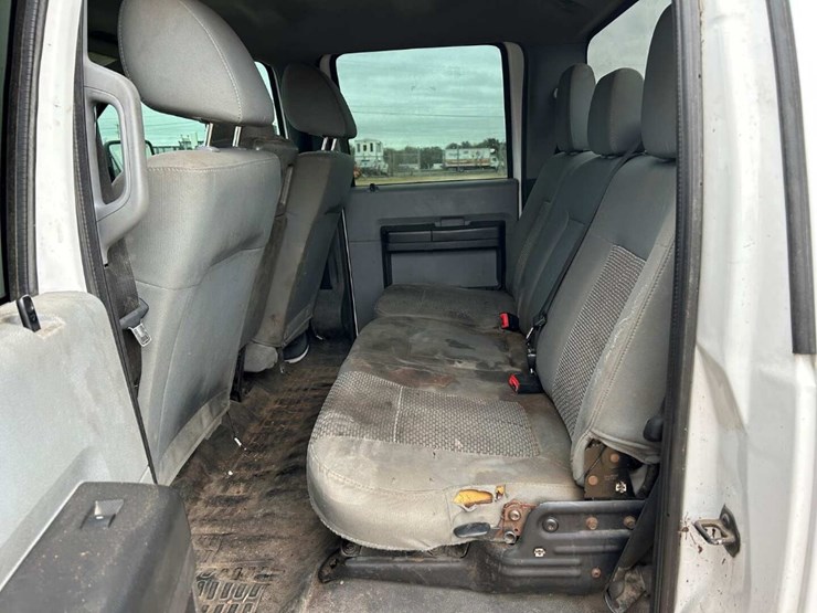 2016-ford-f250-xl-image-8