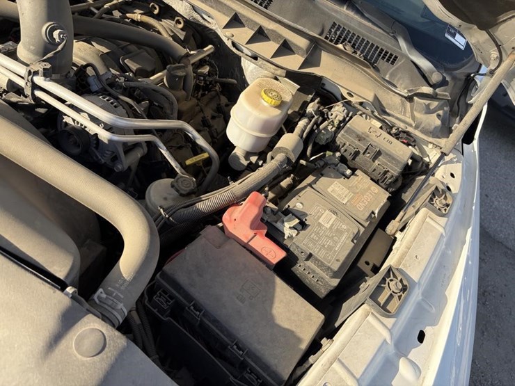 2016-dodge-2500-image-18