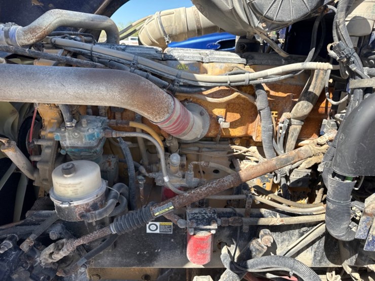 2007-peterbilt-386-image-2