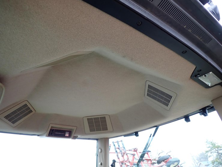 john-deere-8200-image-19