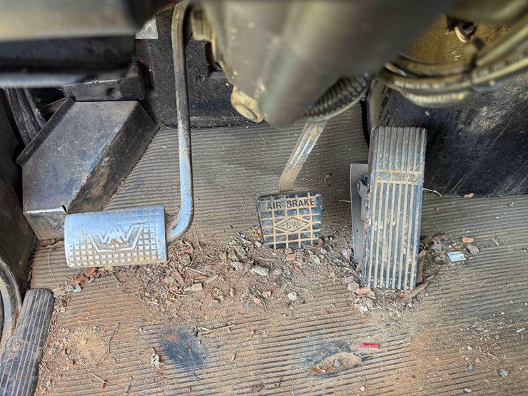 2007-western-star-4900fa-image-37