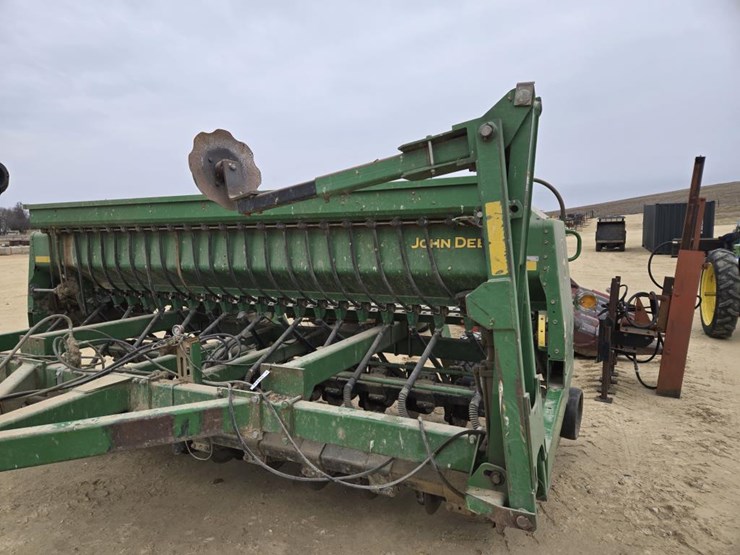 john-deere-1590-image-6