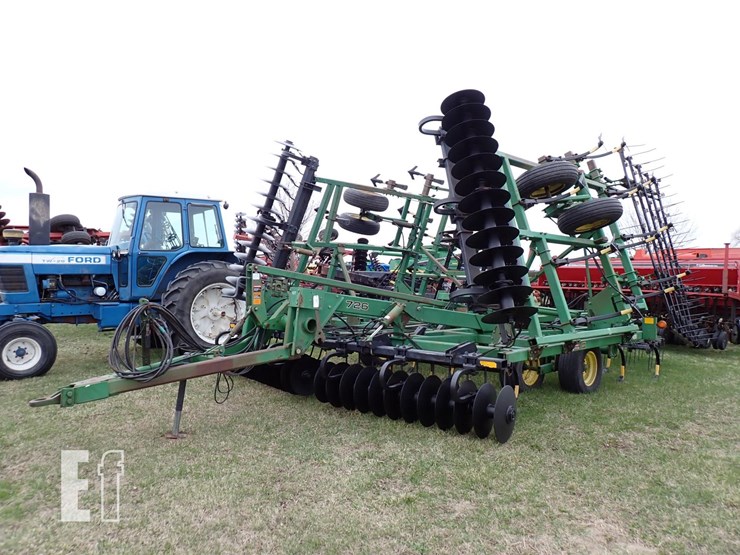 john-deere-726-image-1