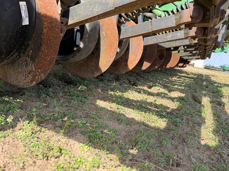 john-deere-1560-image-34