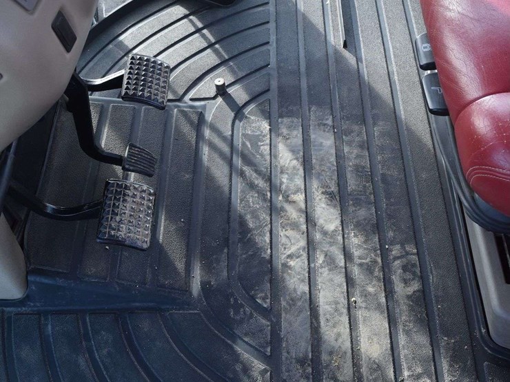 2009-case-ih-steiger-335-image-31