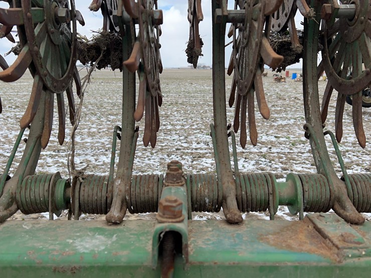 30-john-deere-400-image-15