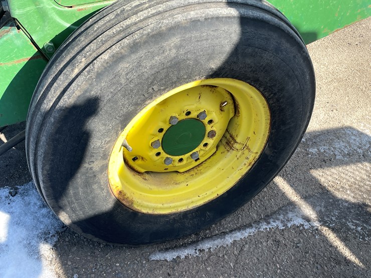 john-deere-8200-image-17