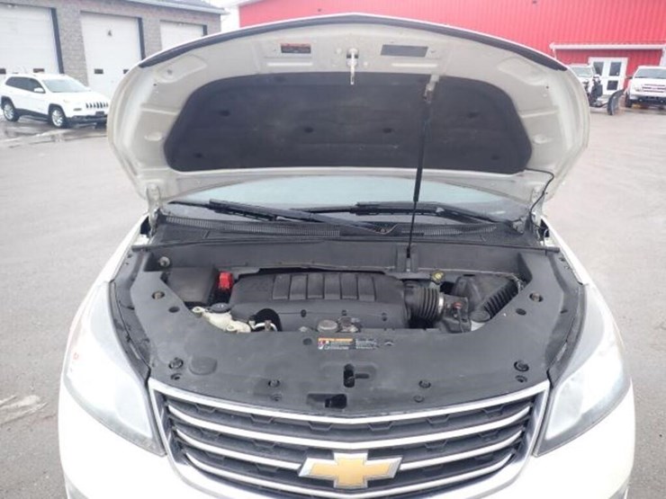 2015-chevrolet-traverse-image-94