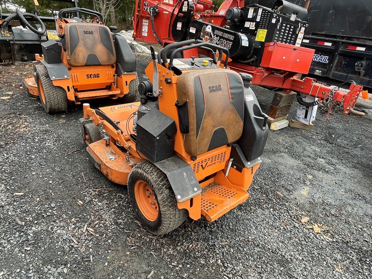 #1016-•-scag-v-ride-lawn-mower-(fall-creek,-wi)-image-7
