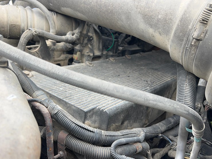 2005-international-8600-image-14