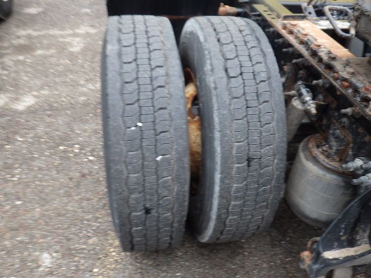 2016-international-8600-image-13