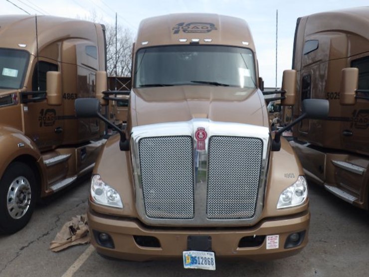 2022-kenworth-t680-image-2