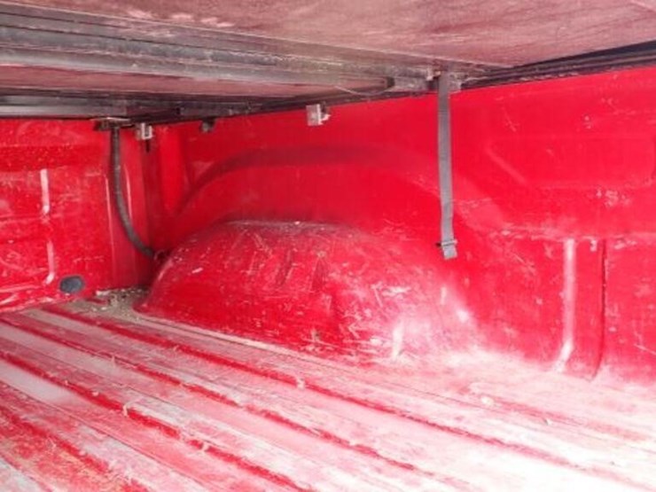 2018-ram-1500-laramie-image-34