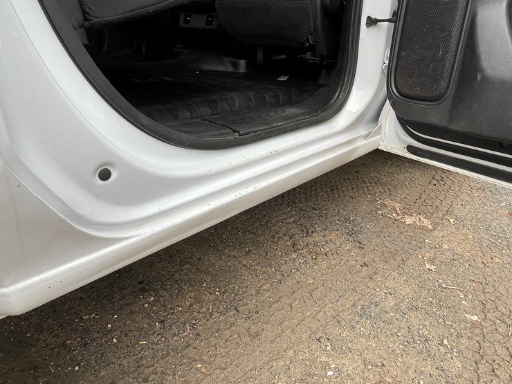 2020-chevrolet-2500hd-image-23