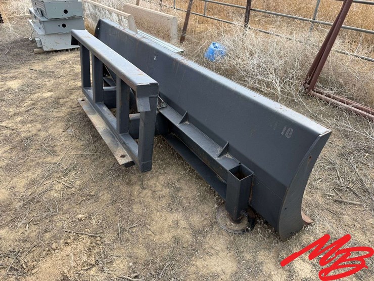 1996-leon-1000-image-48