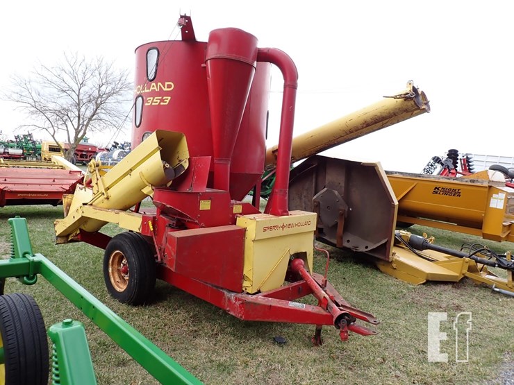 new-holland-353-image-2