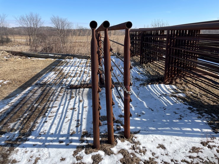 #2499-•-(3)-heavy-duty-steel-panels-image-3