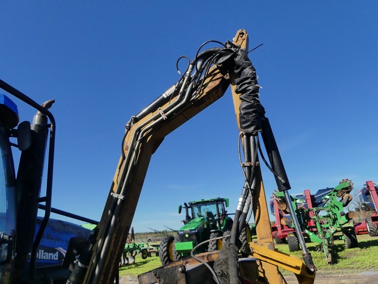 new-holland-ts115a-image-4