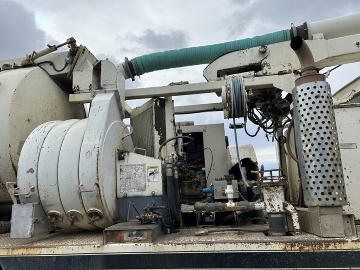 1994-ford-l8000-image-43