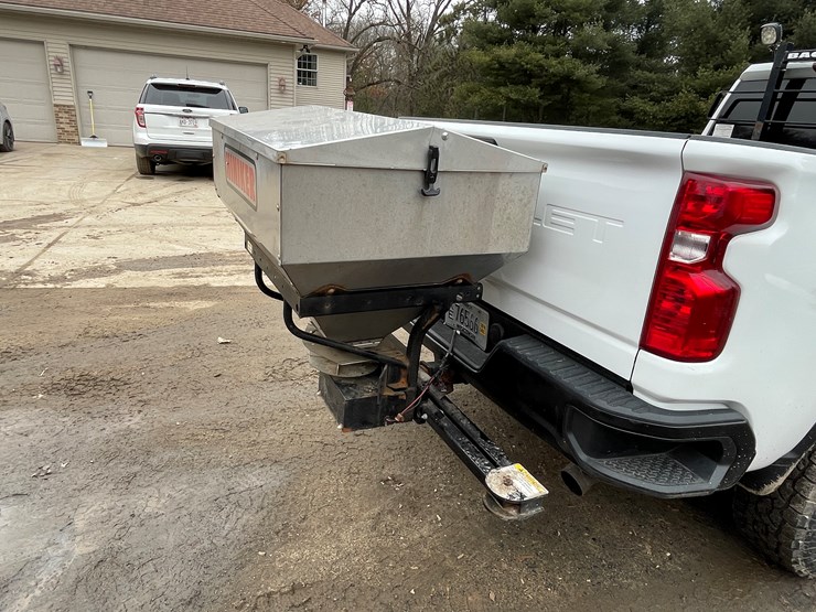 2020-chevrolet-2500hd-image-90