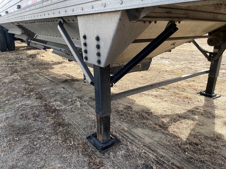 2016-timpte-42'-hopper-image-24