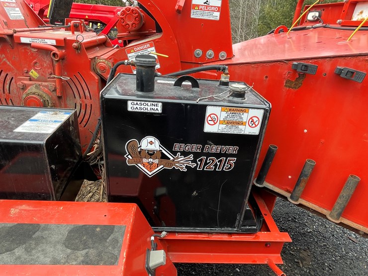 #1008-•-eeger-beever-model-1215-wood-chipper-(fall-creek,-wi)-image-9