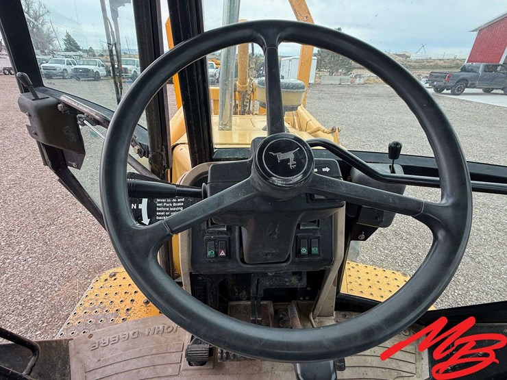 john-deere-310d-image-22