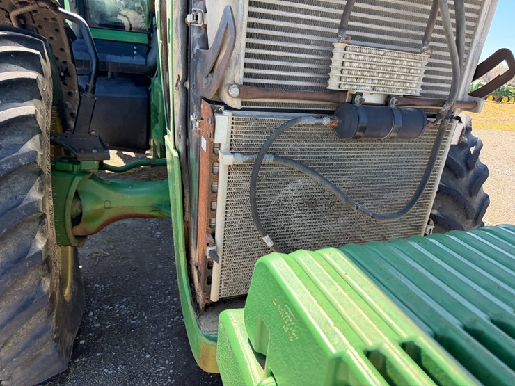 2010-john-deere-8270r-image-54