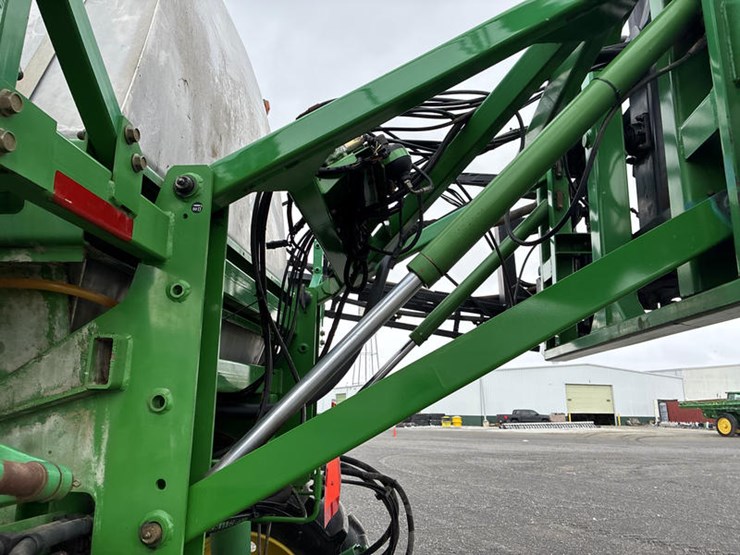 1998-john-deere-4700-image-30