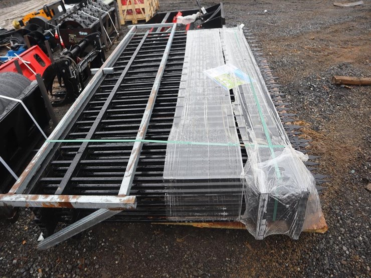 iron-fence-panels-image-5