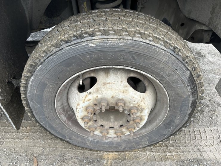 2010-ford-f550-xl-sd-image-41