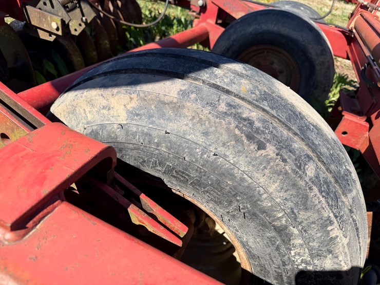 case-ih-3900dh-image-8