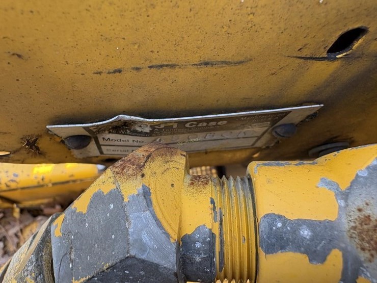 case-construction-king-480-industrial-tractor-image-17