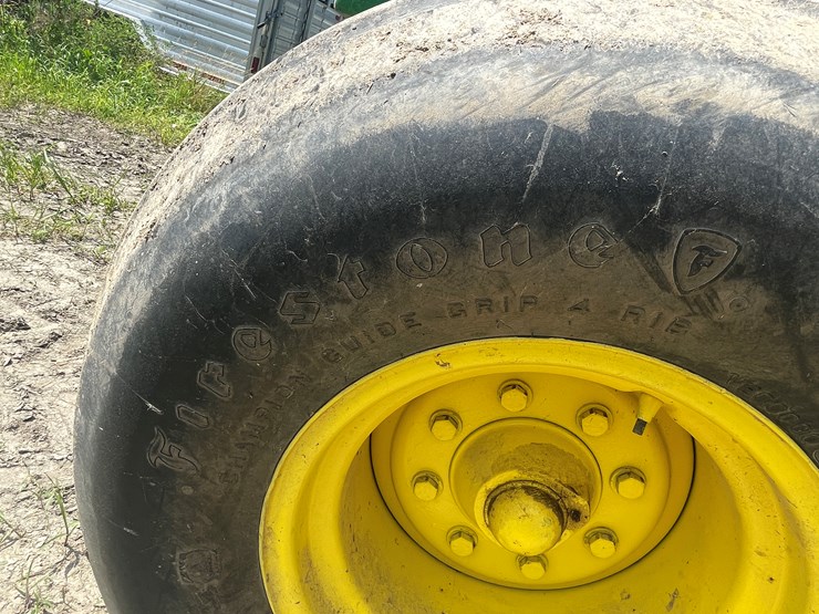 john-deere-7600-image-29