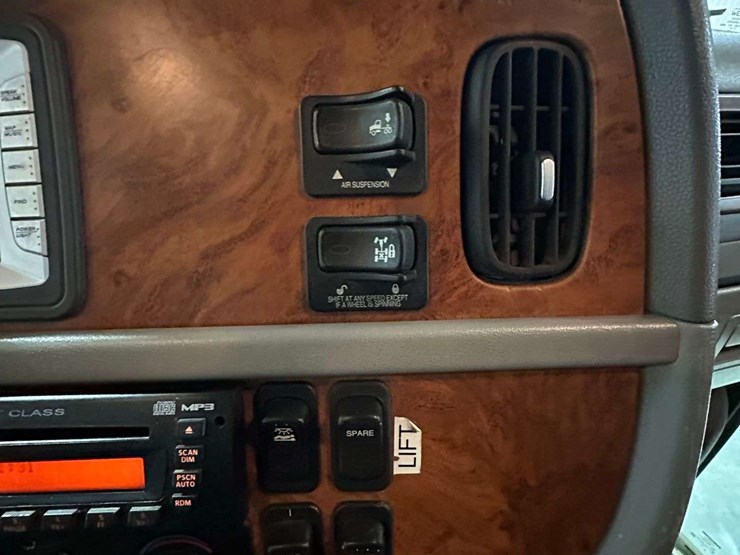 2007-peterbilt-379-image-78