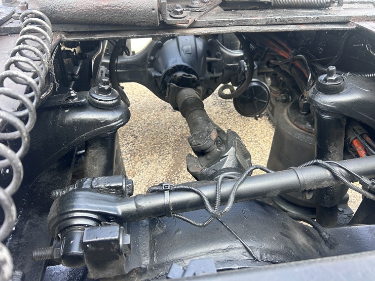 2000-peterbilt-379-image-39