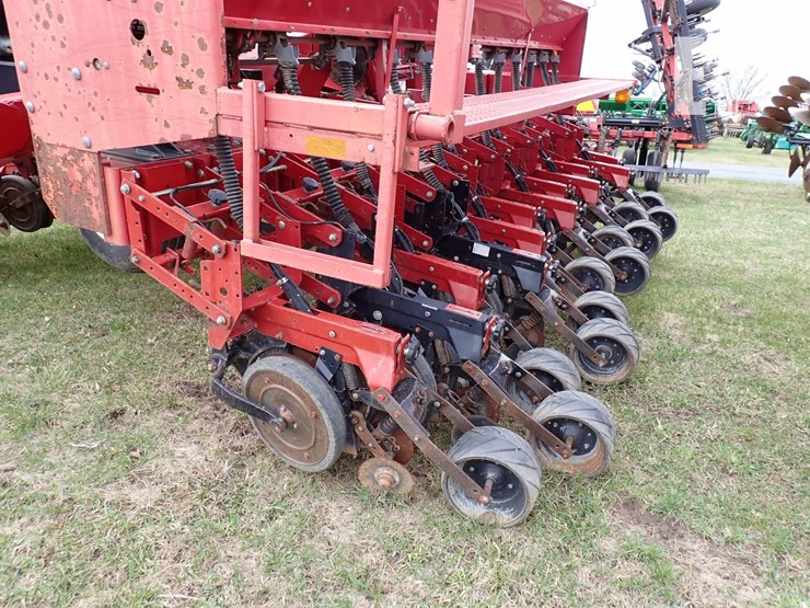 case-ih-5500-image-3