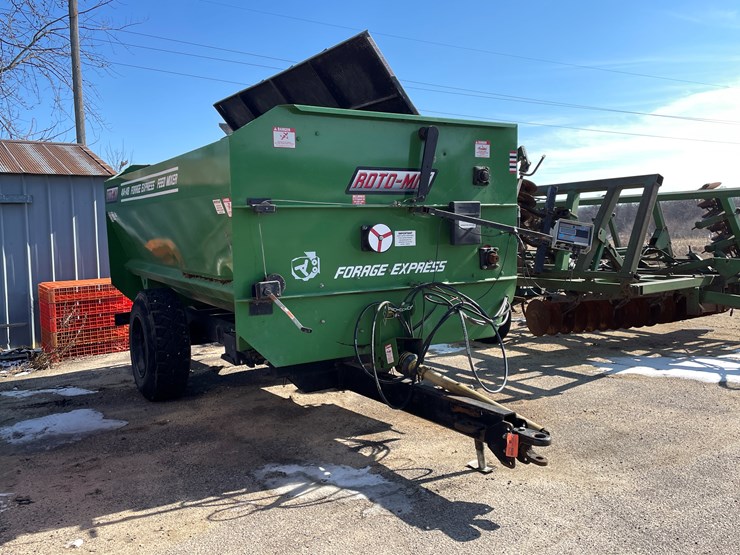 #1014-•-roto-mix-forage-express-image-1